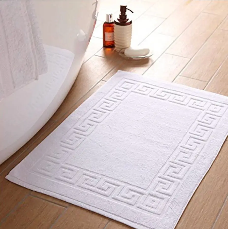 Bath Mat Classic (80% Cotton) Maze Border